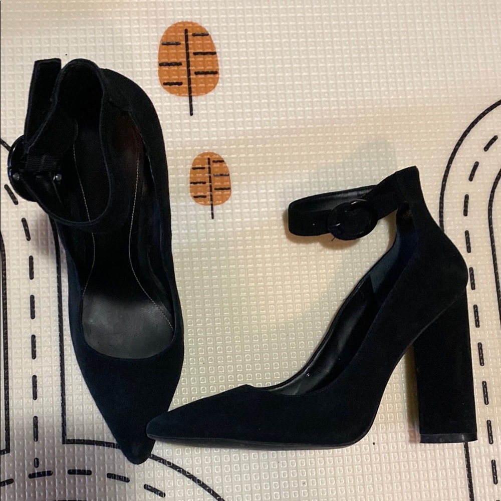 Kendall & Kylie Black Block Heel Ankle Strap Heels